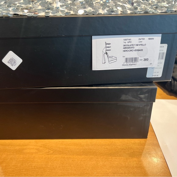 Nero-Oro Versace Platform Shoes - Picture 11 of 16